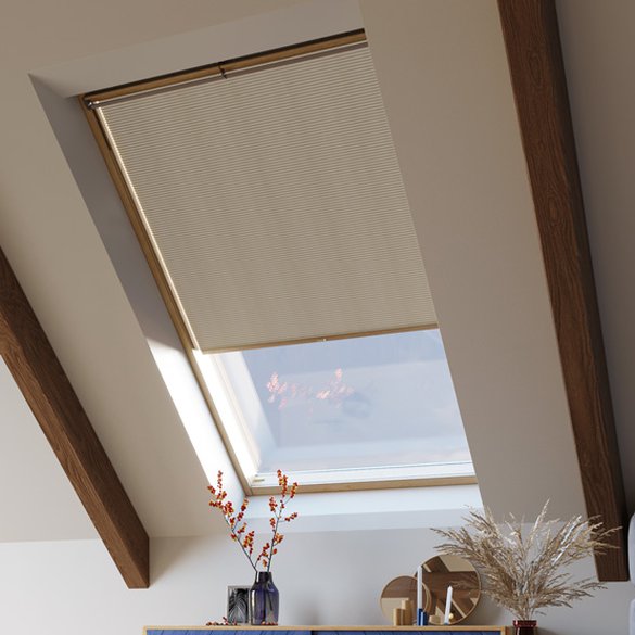 Tenda plissettata per finestre da tetto termico, Su misura