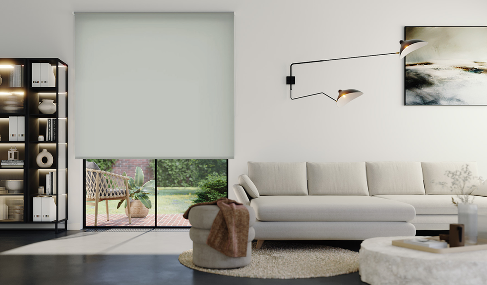 Rolet screen w minimalistycznym mieszkaniu